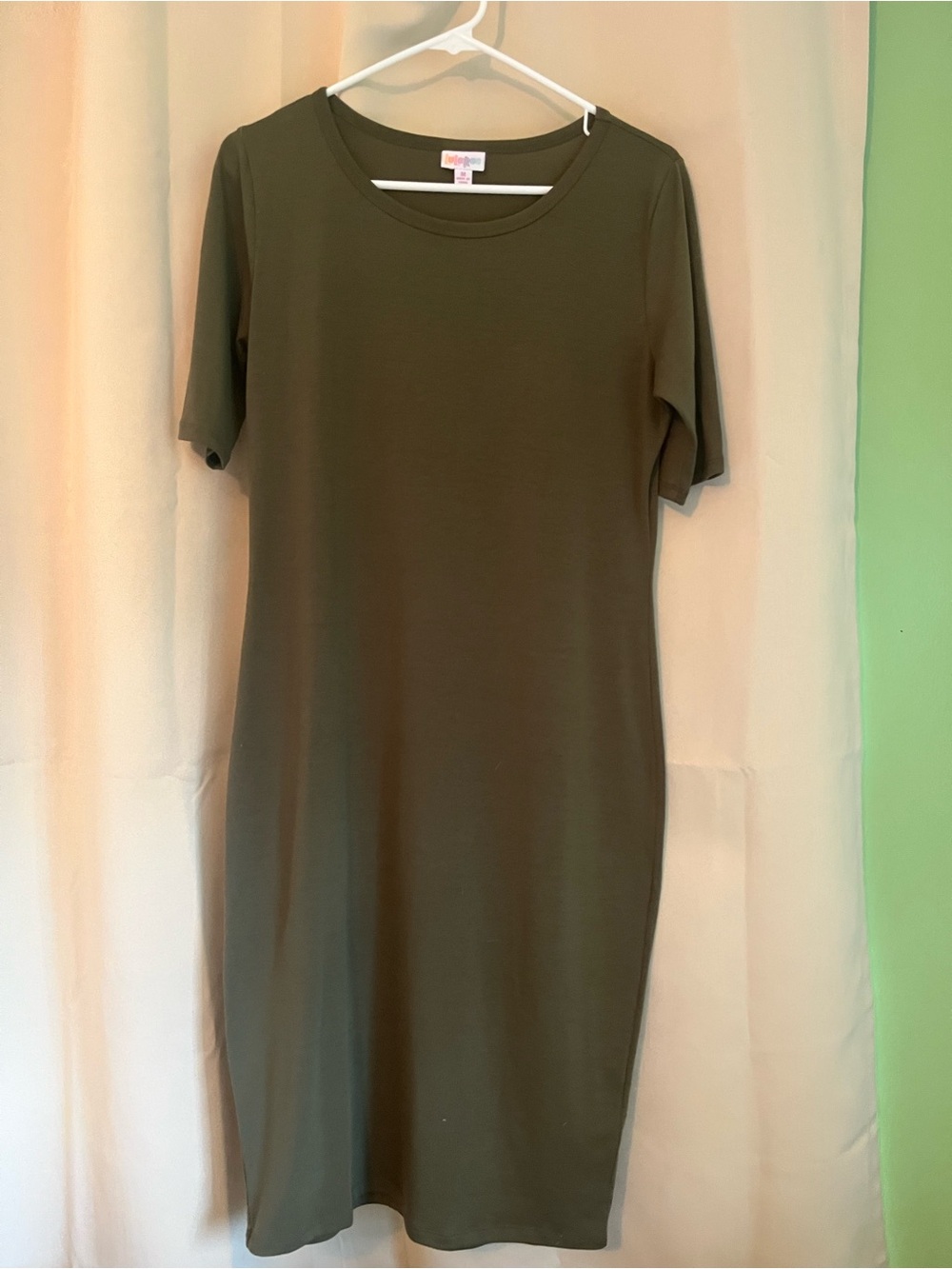 LuLaRoe Julia Dress **Size Medium** Color Olive Green. Like new